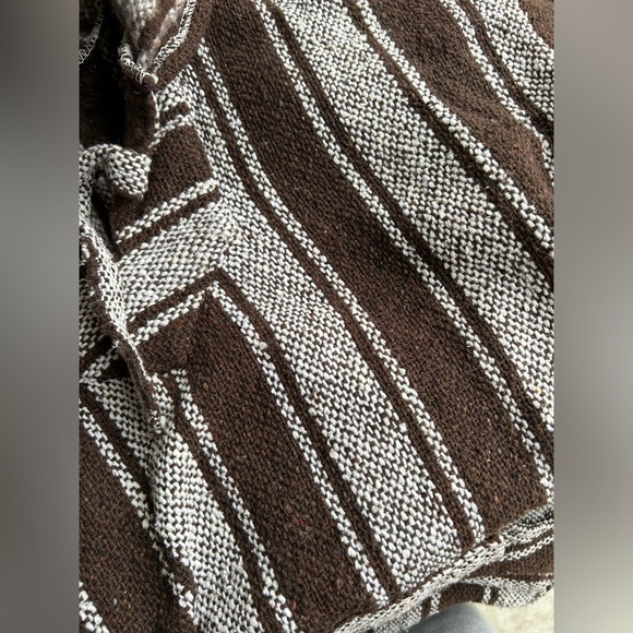 Baja Billy’s Pull Over/Poncho, Size XL, Brown and White - Picture 3 of 4